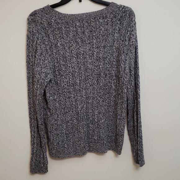 Women's M Croft&Barrow Gray Sweater - Picture 2 of 5